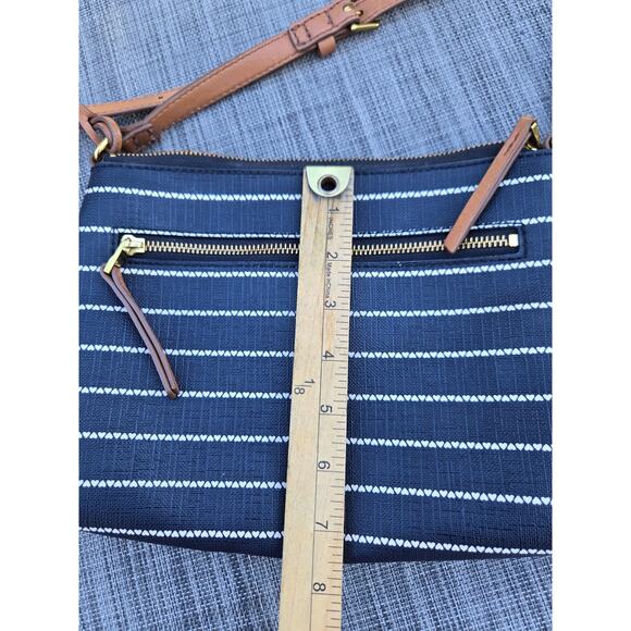 Fossil Devon Black White Striped Heart Crossbody Bag Key - Picture 12 of 13